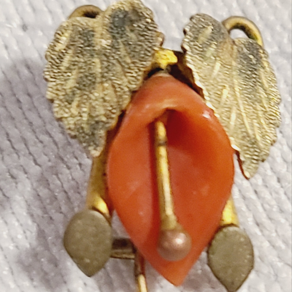 Natural Red Coral Calla Lily Brooch Victorian Wedding Art Deco